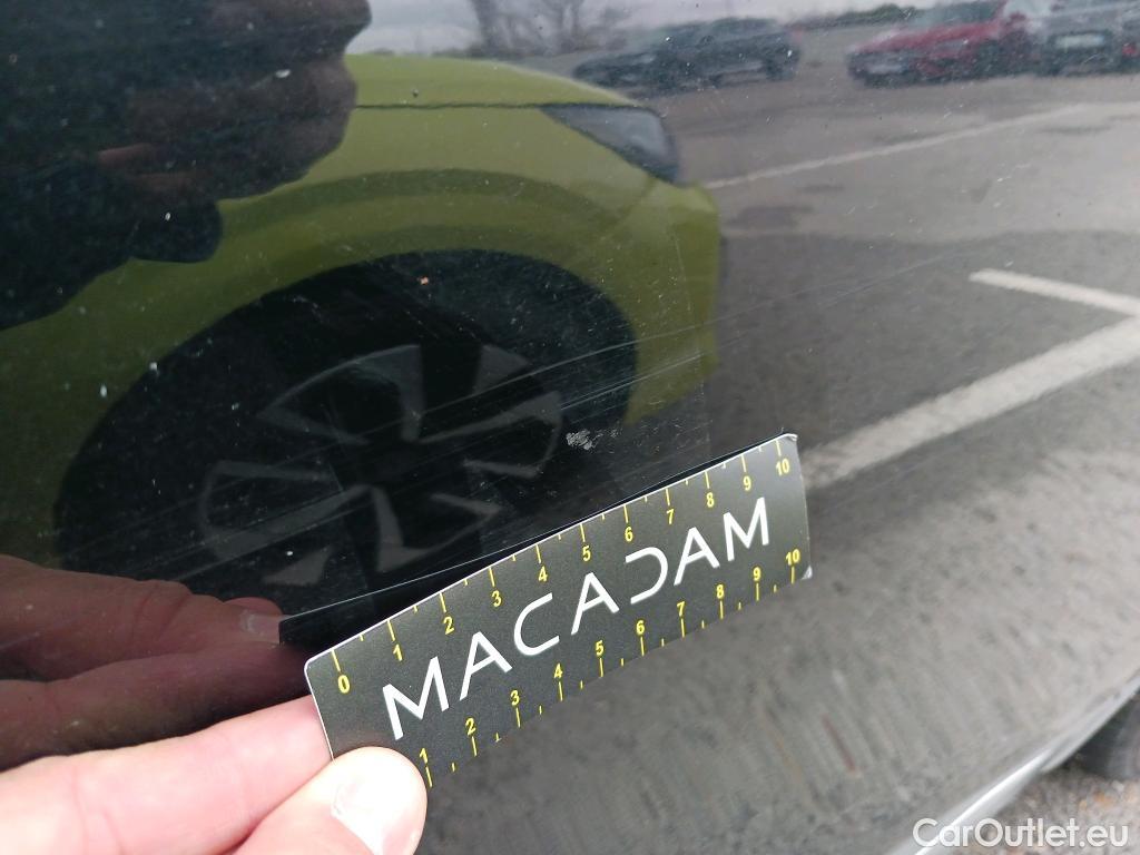  Renault  Kadjar RENAULT  / 2019 / 5P / crossover Zen GPF TCe 103kW (140CV) EDC (AC) #33