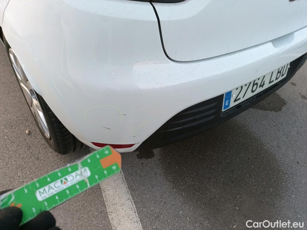  Renault  Clio RENAULT  / 2016 / 5P / berlina con portón Business dCi 55kW (75CV) -18 #14