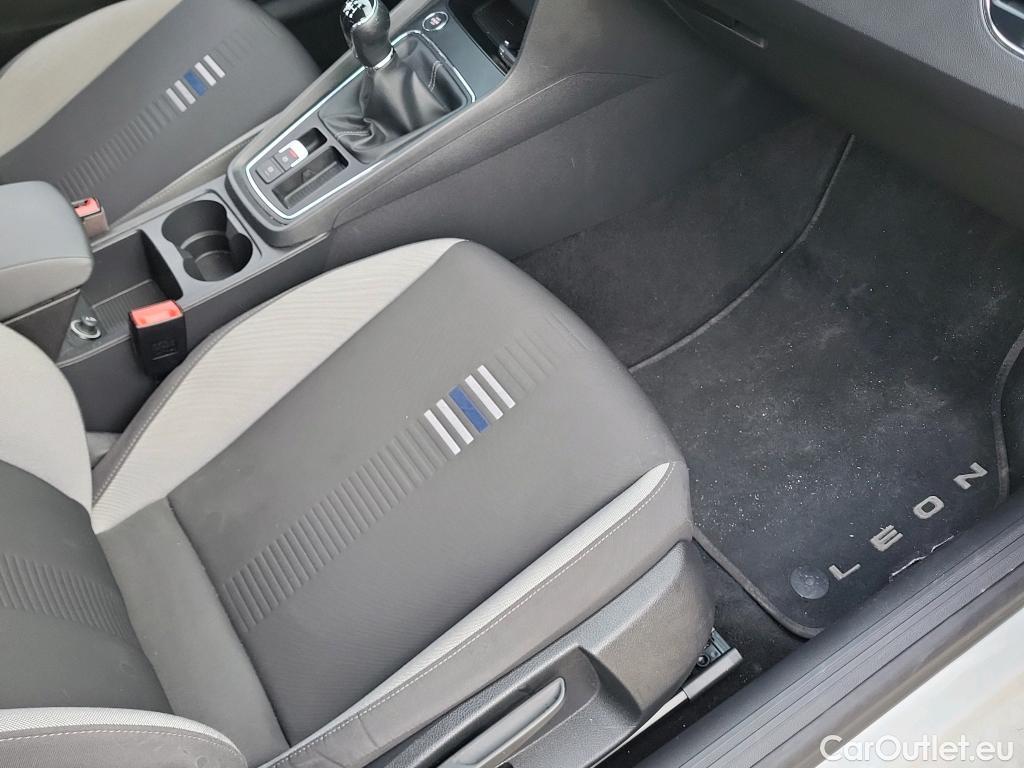  Seat  Leon SEAT León / 2016 / 5P / berlina con portón 1.0 EcoTSI 85kW St&Sp Style Visio Ed Nav #17