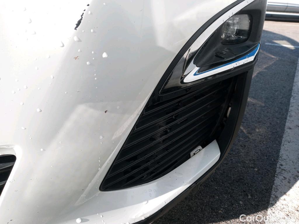  Peugeot  3008 PEUGEOT  / 2016 / 5P / todoterreno 1.5 BlueHDi 96kW S&S GT Line EAT8 #20