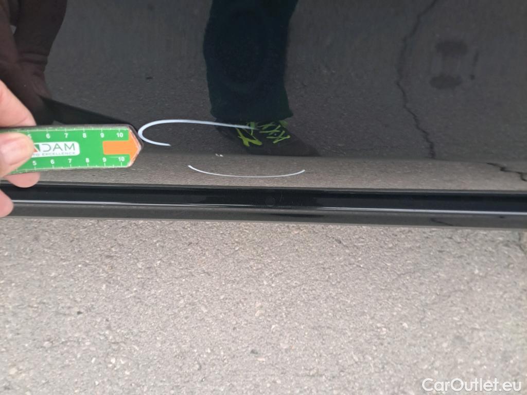  KIA  Sportage KIA  / 2018 / 5P / todoterreno 1.6 MHEV GT Line Essential 136CV DCT 4X2 #20