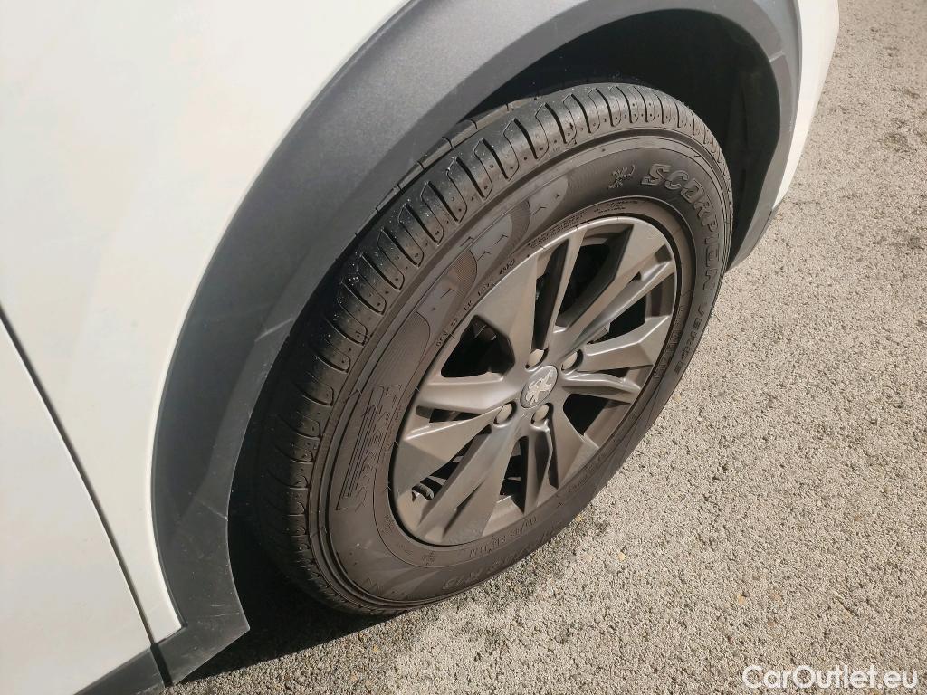  Peugeot  2008 PEUGEOT  / 2019 / 5P / todoterreno Active Pack BlueHDI 81kW (110CV) #11