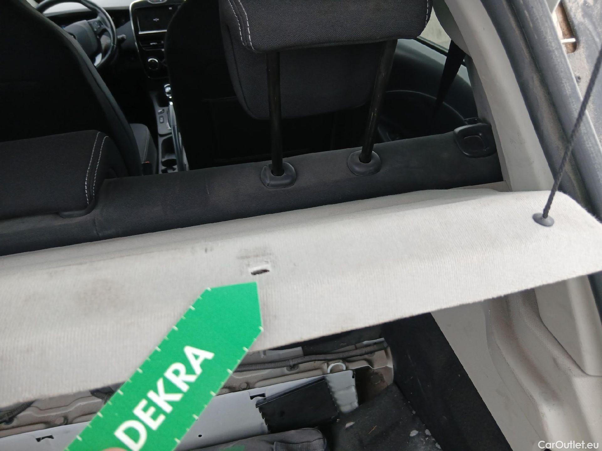  Renault  Zoe RENAULT  / 2013 / 5P / berlina con portón Limited 40 R110 -18 #12