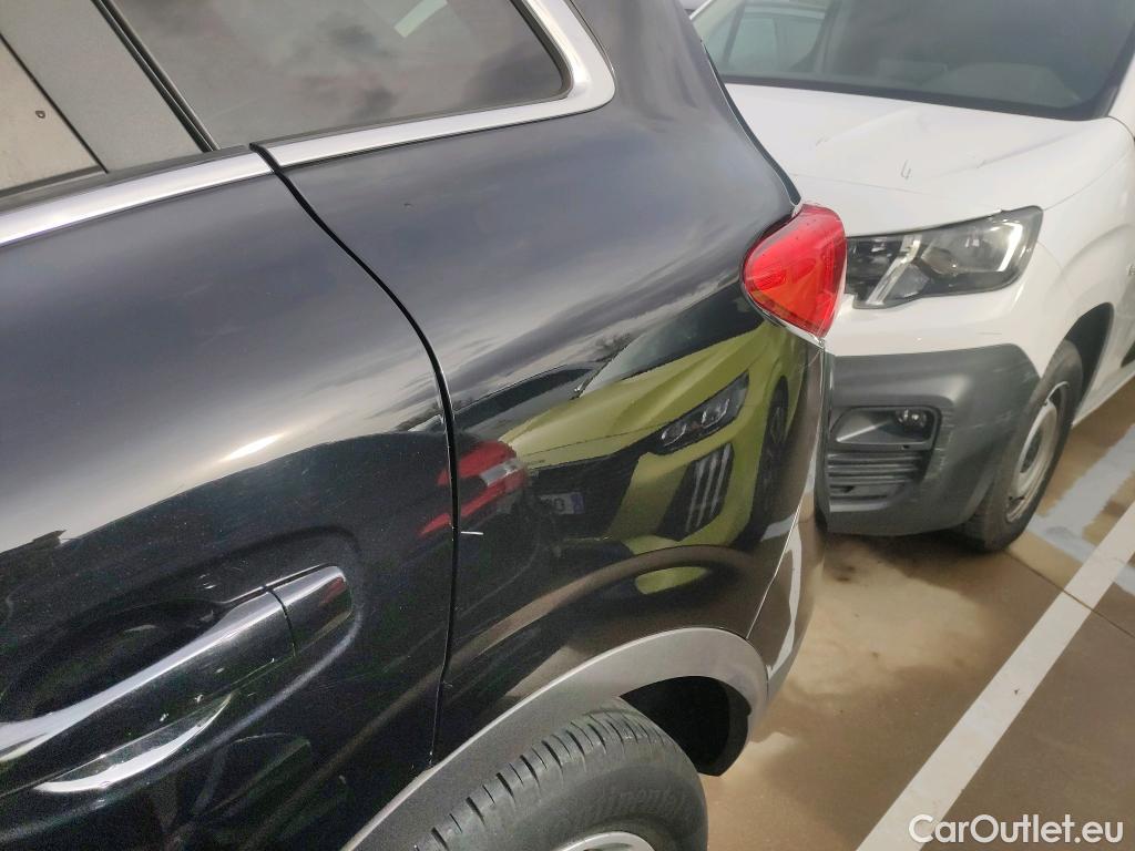  Renault  Kadjar RENAULT  / 2019 / 5P / crossover Intens Blue dCi 85kW (115CV) #18