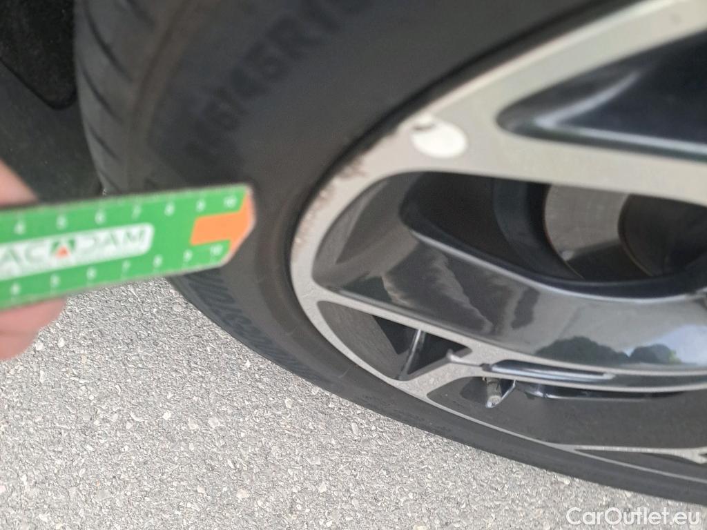  KIA  Sportage KIA  / 2018 / 5P / todoterreno 1.6 MHEV GT Line Essential 136CV DCT 4X2 #7