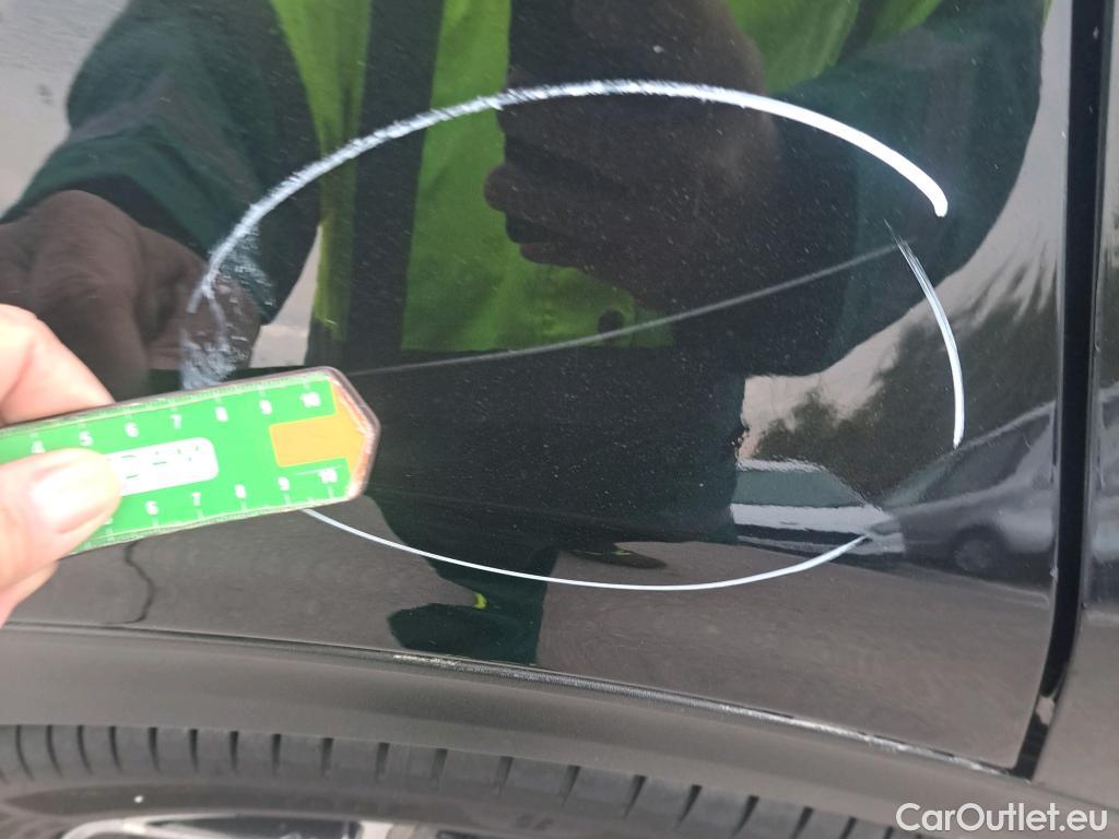  KIA  Sportage KIA  / 2018 / 5P / todoterreno 1.6 MHEV GT Line Essential 136CV DCT 4X2 #30