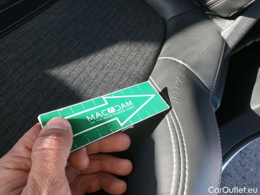  Peugeot  3008 PEUGEOT  / 2016 / 5P / todoterreno 1.5 BlueHDi 96kW S&S GT Line EAT8 #2