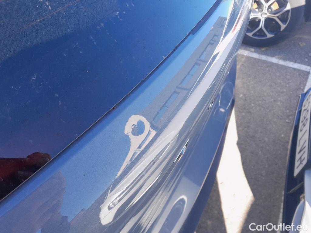  Volvo  XC 40 VOLVO XC40 / 2017 / 5P / todoterreno 1.5 T5 Twin Recharge R-Design Auto #3