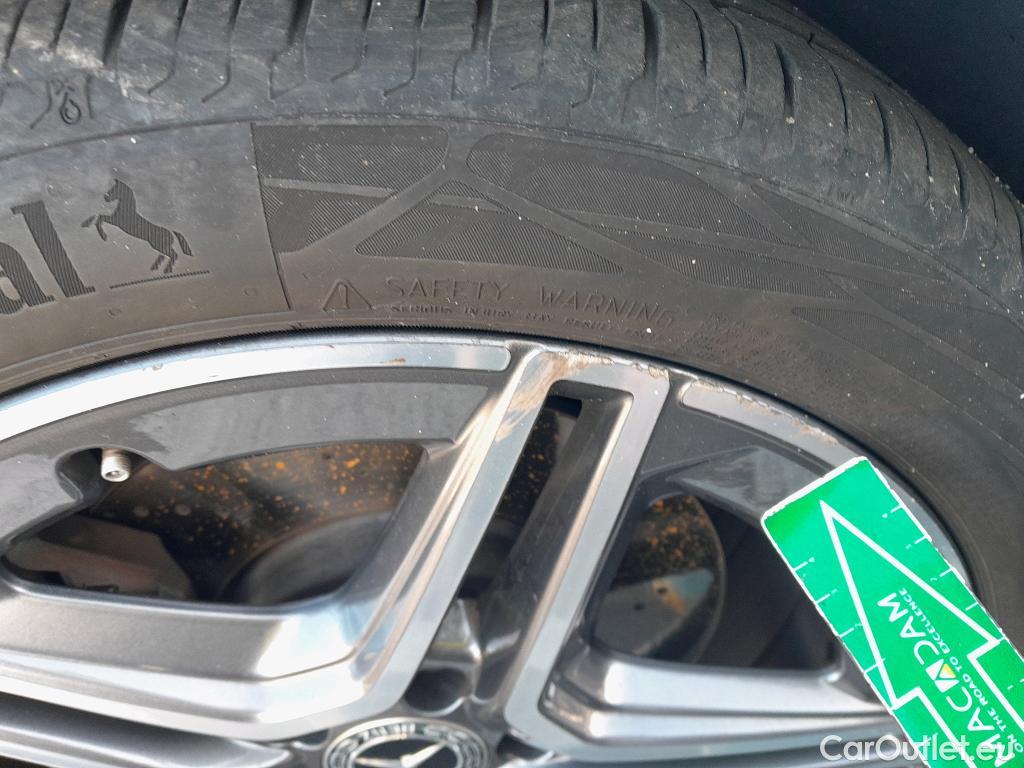  Mercedes  CLA-Klasse MERCEDES-BENZ CLA / 2019 / 4P / coupé CLA 250 e #7