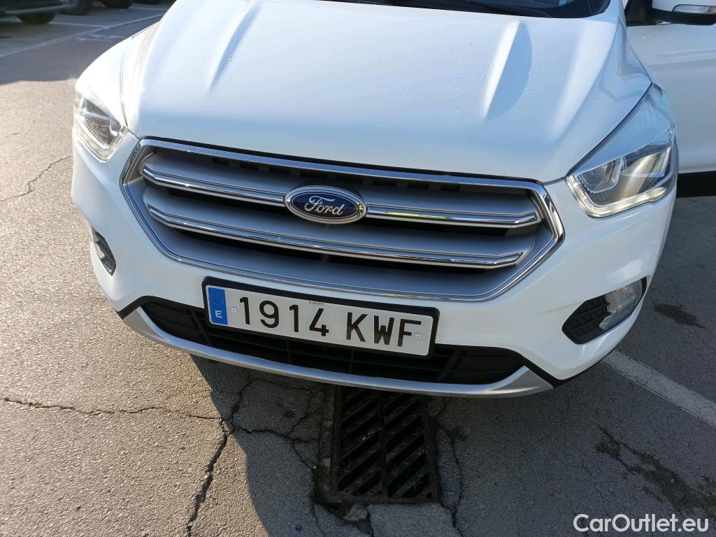 Ford  Kuga FORD  / 2016 / 5P / todoterreno 1.5 EcoBoost 88kW 4x2 Trend+ (CX) #16