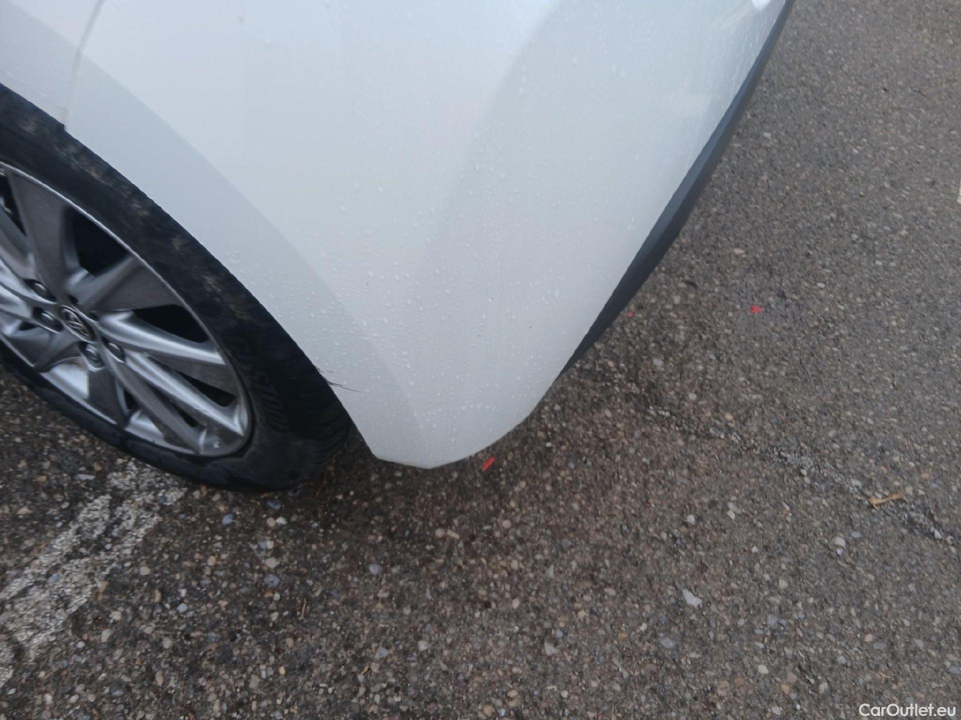  Toyota  Yaris TOYOTA  / 2020 / 5P / berlina con portón 1.5 120H Active Tech #13