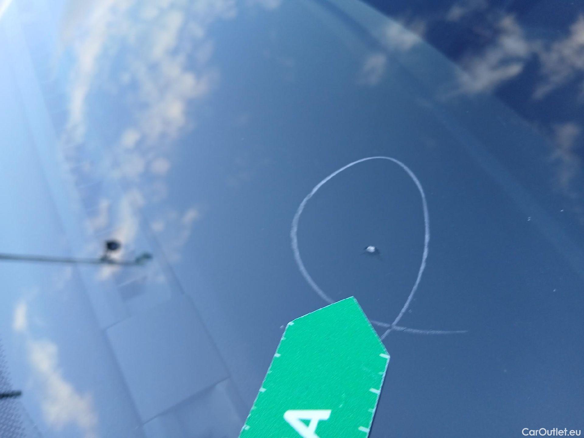  Volkswagen  Polo VOLKSWAGEN  / 2021 / 5P / berlina con portón Life 1.0 TSI 70kW (95CV) #1