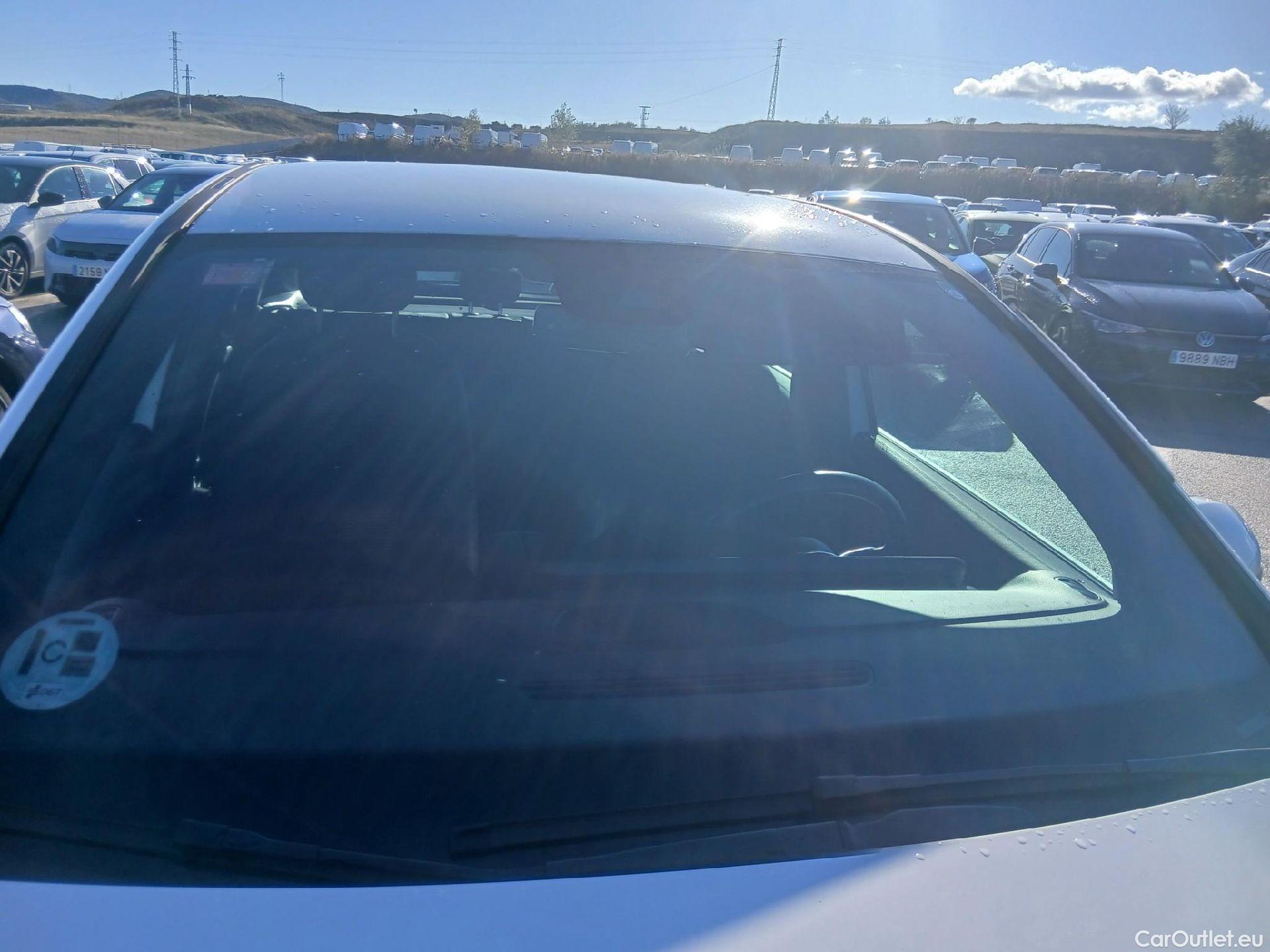  Mercedes  B-Klasse MERCEDES-BENZ Clase B / 2019 / 5P / monovolumen compacto B 180 d #17