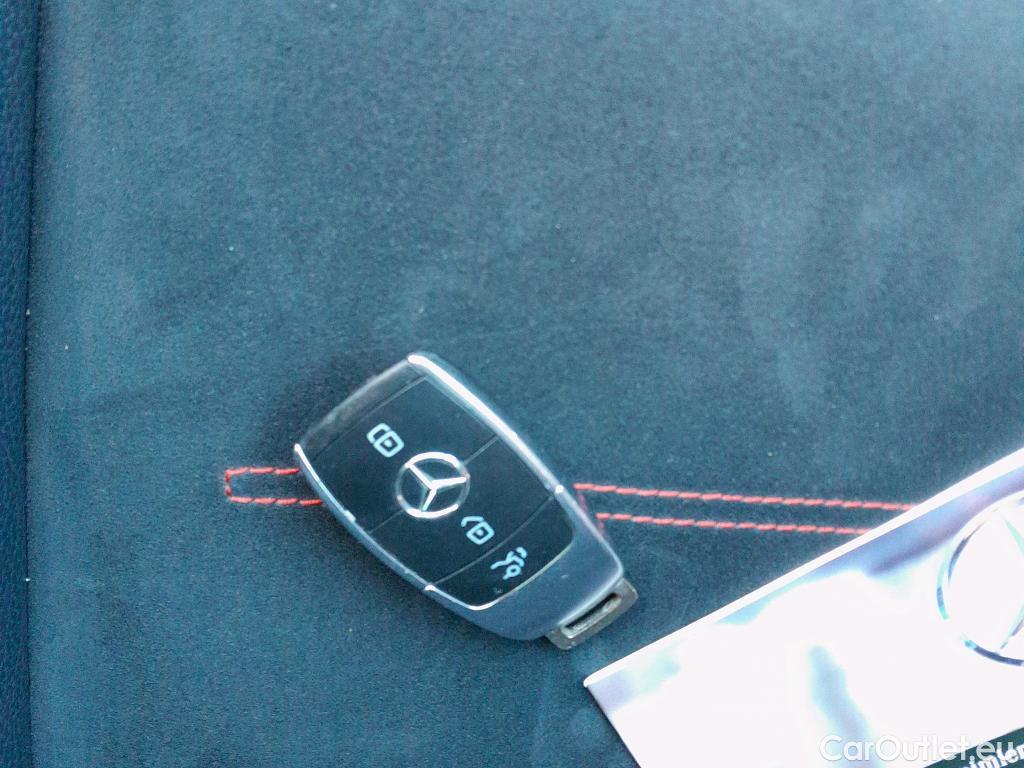  Mercedes  CLA-Klasse MERCEDES-BENZ CLA / 2019 / 4P / coupé CLA 250 e #1