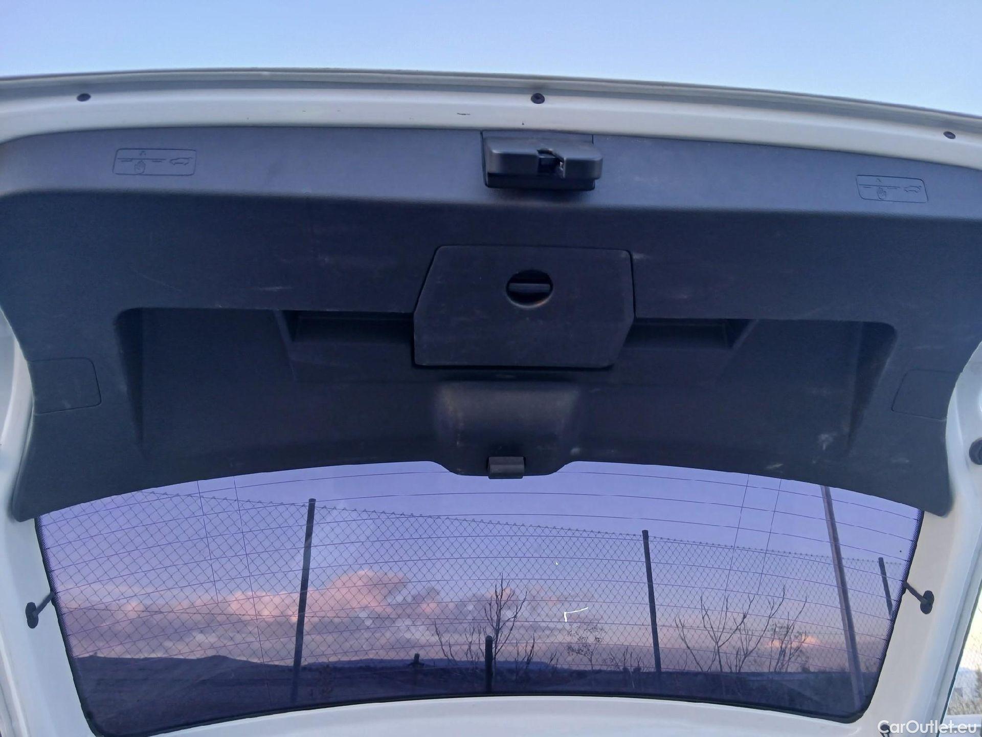  Volkswagen  Polo VOLKSWAGEN  / 2021 / 5P / berlina con portón Life 1.0 TSI 70kW (95CV) #22