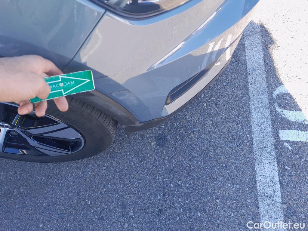  Volvo  XC 40 VOLVO XC40 / 2017 / 5P / todoterreno 1.5 T5 Twin Recharge R-Design Auto #21