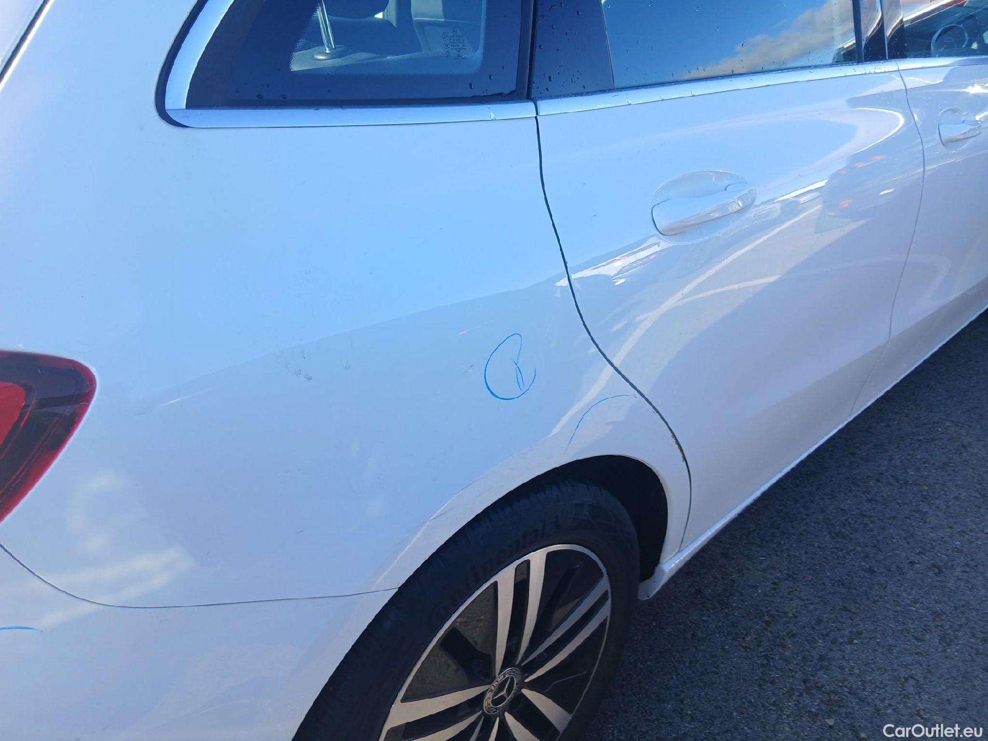  Mercedes  B-Klasse MERCEDES-BENZ Clase B / 2019 / 5P / monovolumen compacto B 180 d #22