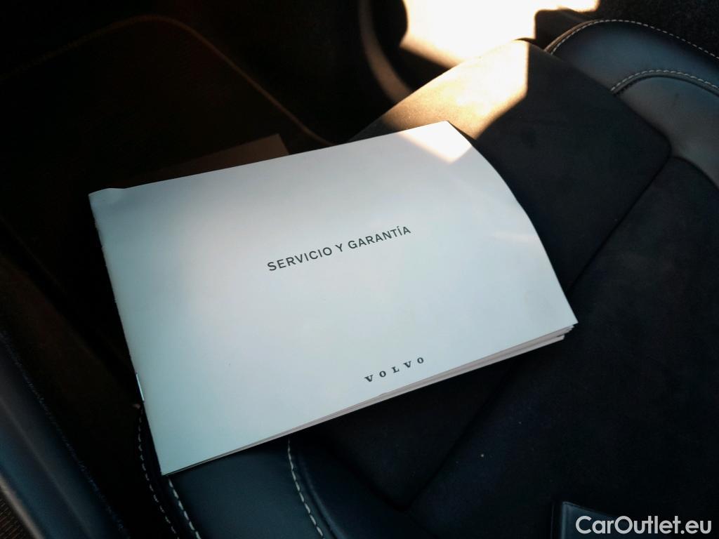  Volvo  XC 40 VOLVO XC40 / 2017 / 5P / todoterreno 1.5 T5 Twin Recharge R-Design Auto #15