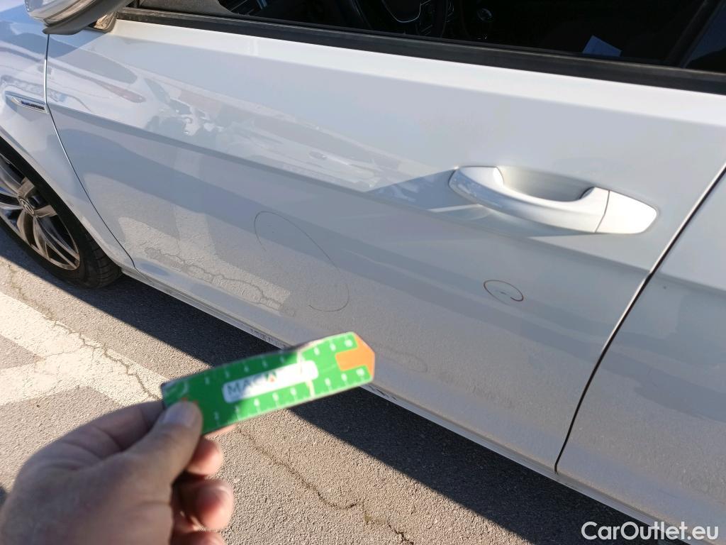  Volkswagen  Golf  VOLKSWAGEN / 2016 / 5P / berlina con portón Last Edition 1.5 TSI EVO 96kW (130CV) (CX) #1