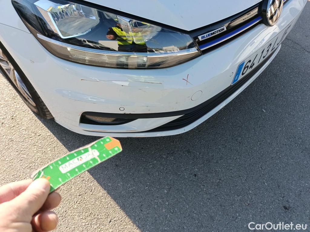  Volkswagen  Golf  VOLKSWAGEN / 2016 / 5P / berlina con portón Last Edition 1.5 TSI EVO 96kW (130CV) (CX) #11