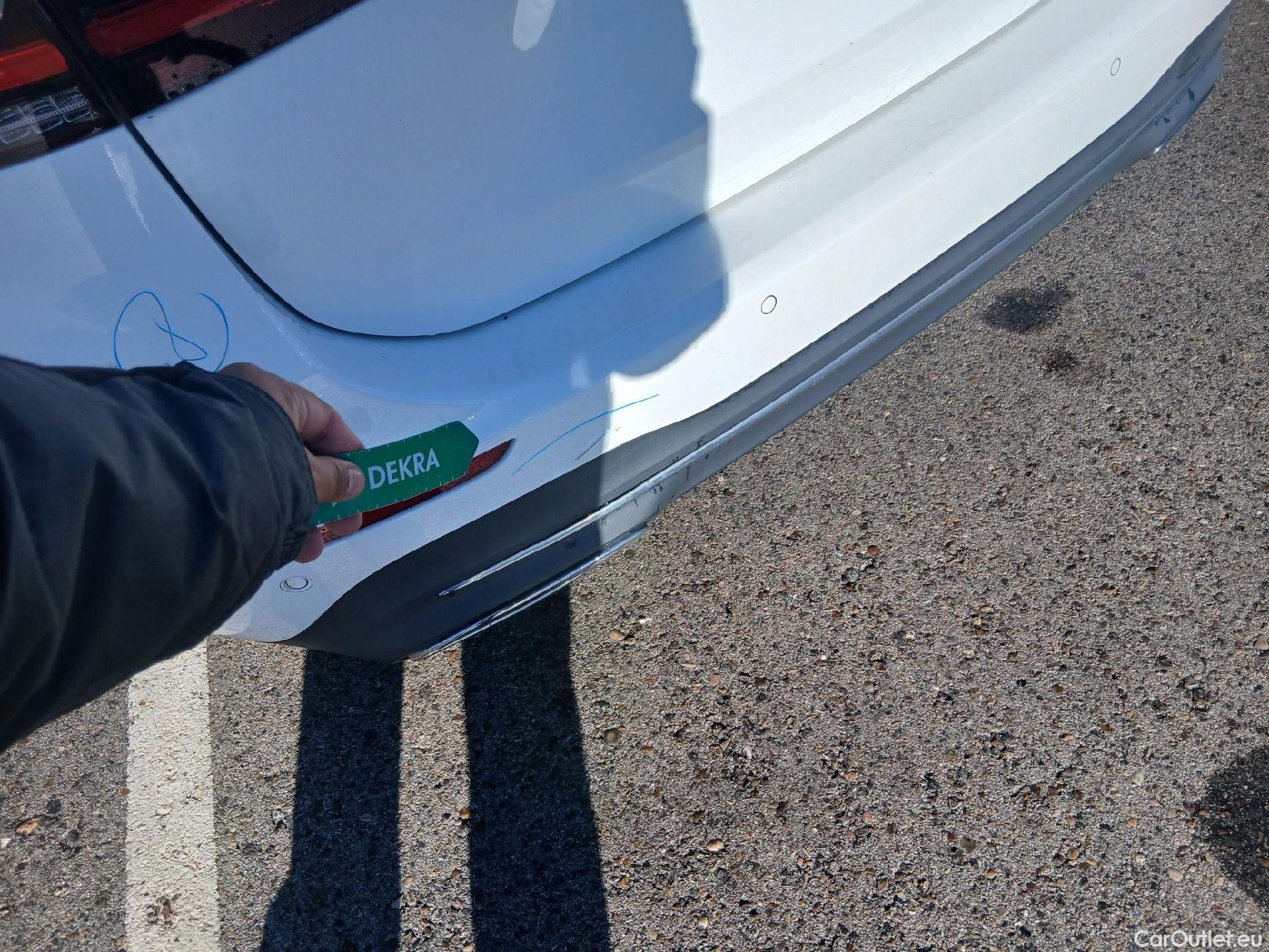  Mercedes  B-Klasse MERCEDES-BENZ Clase B / 2019 / 5P / monovolumen compacto B 180 d #20