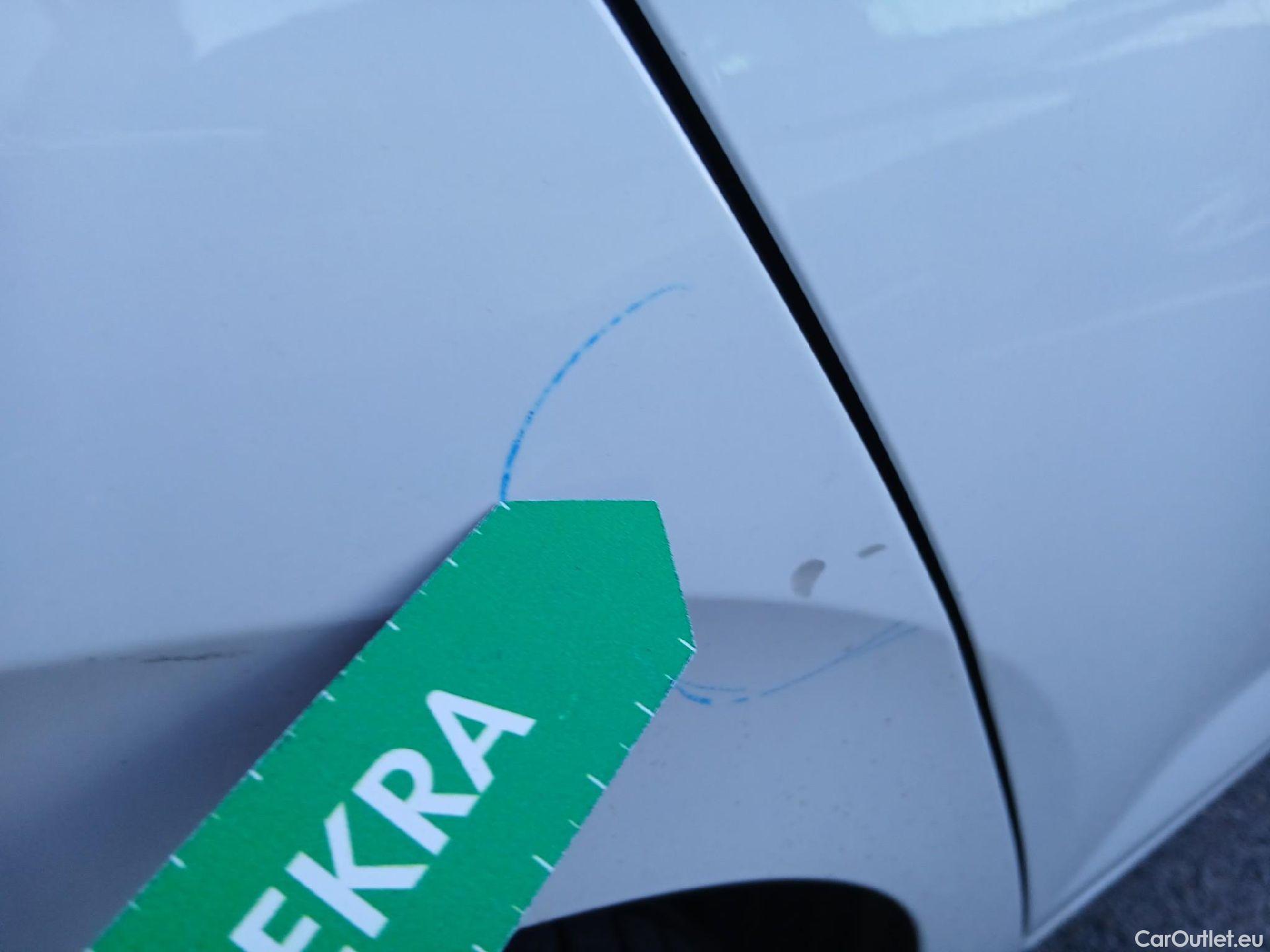  Volkswagen  Polo VOLKSWAGEN  / 2021 / 5P / berlina con portón Life 1.0 TSI 70kW (95CV) #29