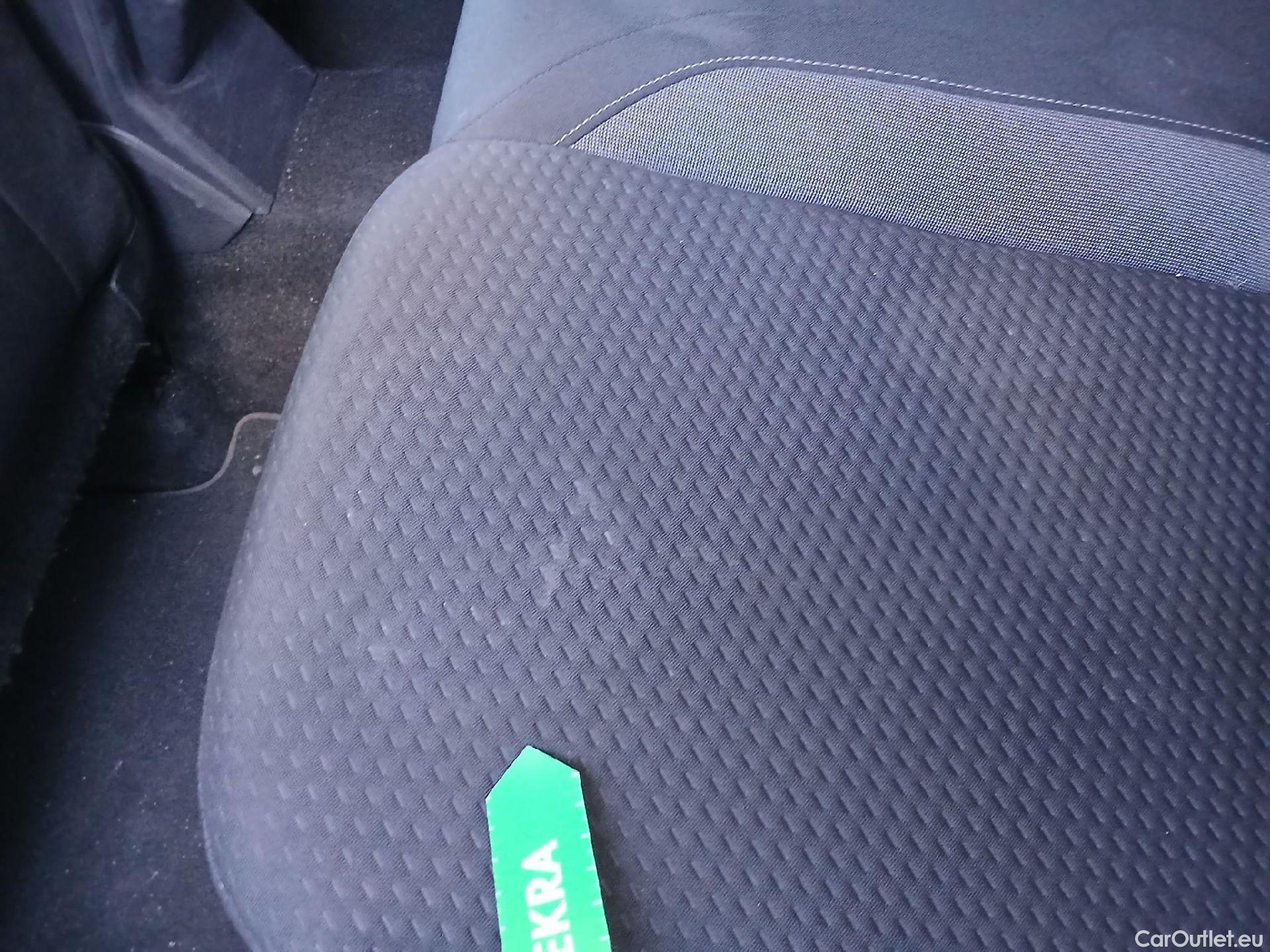  Volkswagen  Polo VOLKSWAGEN  / 2021 / 5P / berlina con portón Life 1.0 TSI 70kW (95CV) #11