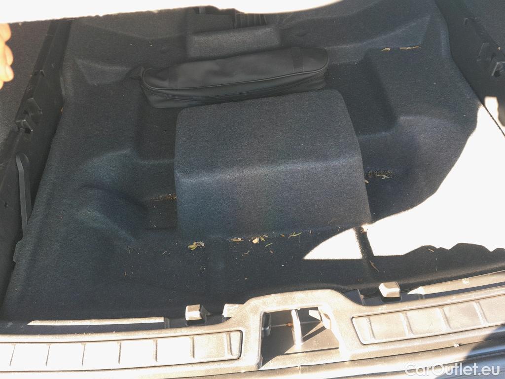  Volvo  XC 40 VOLVO XC40 / 2017 / 5P / todoterreno 1.5 T5 Twin Recharge R-Design Auto #1