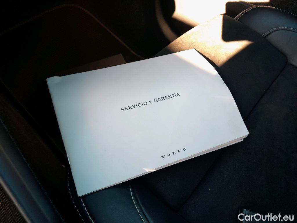  Volvo  XC 40 VOLVO XC40 / 2017 / 5P / todoterreno 1.5 T5 Twin Recharge R-Design Auto #16