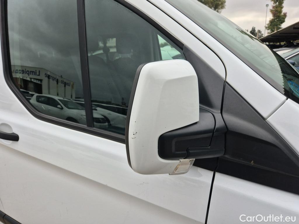  Ford  Transit FORD  Custom / 2012 / 4P / combi Mixto 2.0 TDCI 96kW 320 L1 Trend MHEV #25