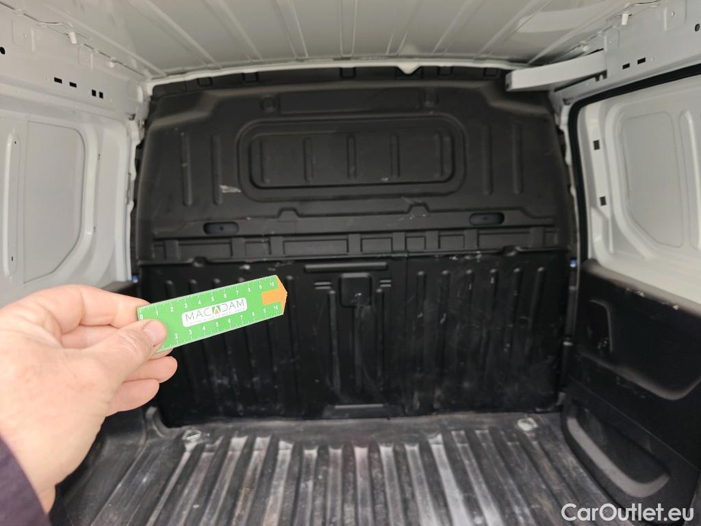  Peugeot  Partner PEUGEOT  / 2018 / 3P / furgón derivado de turismo Pro Standard 600kg BlueHDi 73kW (AC) #11