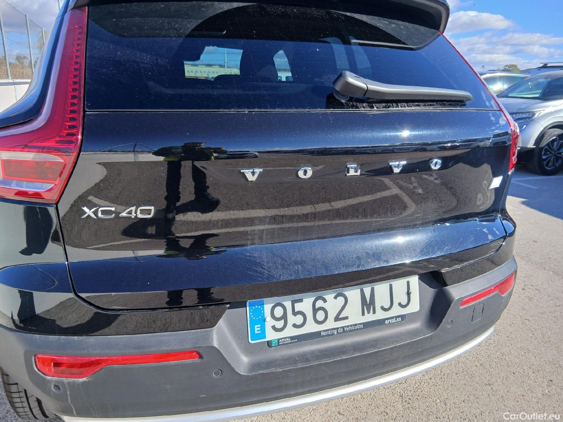  Volvo  XC 40 VOLVO XC40 / 2021 / 5P / todoterreno 1.5 T4 Recharge PHEV Core Auto #33