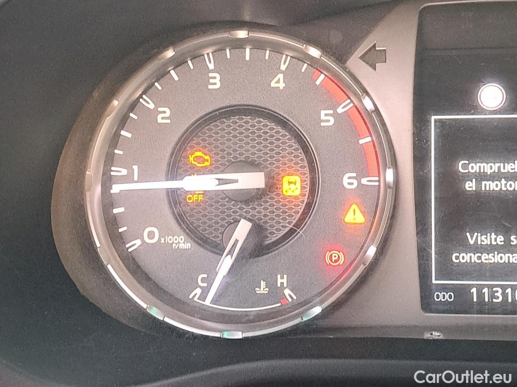  Toyota  Hilux TOYOTA  / 2020 / 4P / pickup 2.8 D-4D 150kW (204CV) Cabina Doble VX #57