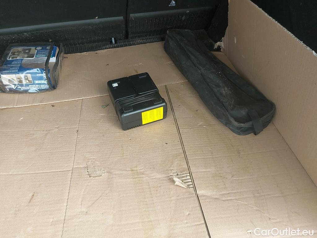  Renault  Kangoo RENAULT  Combi / 2021 / 5P / combi Life Edition One 1.5 Blue dCi 70kW(95CV) (IND)(AC) #9