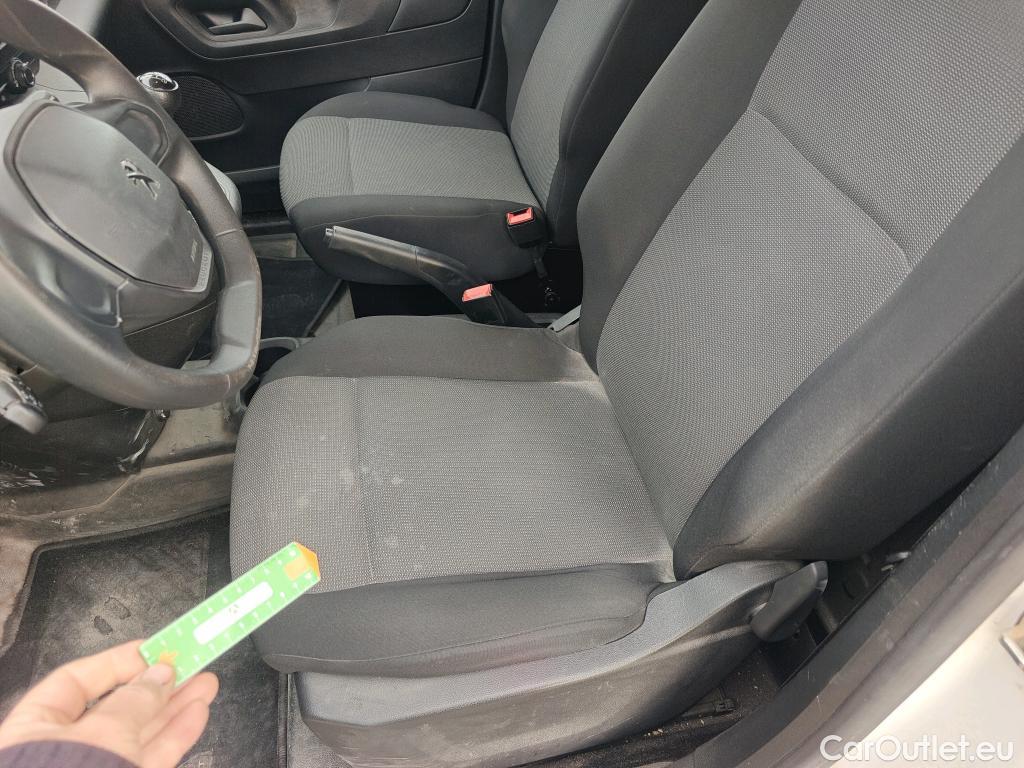  Peugeot  Partner PEUGEOT  / 2018 / 3P / furgón derivado de turismo Pro Standard 600kg BlueHDi 73kW (AC) #16