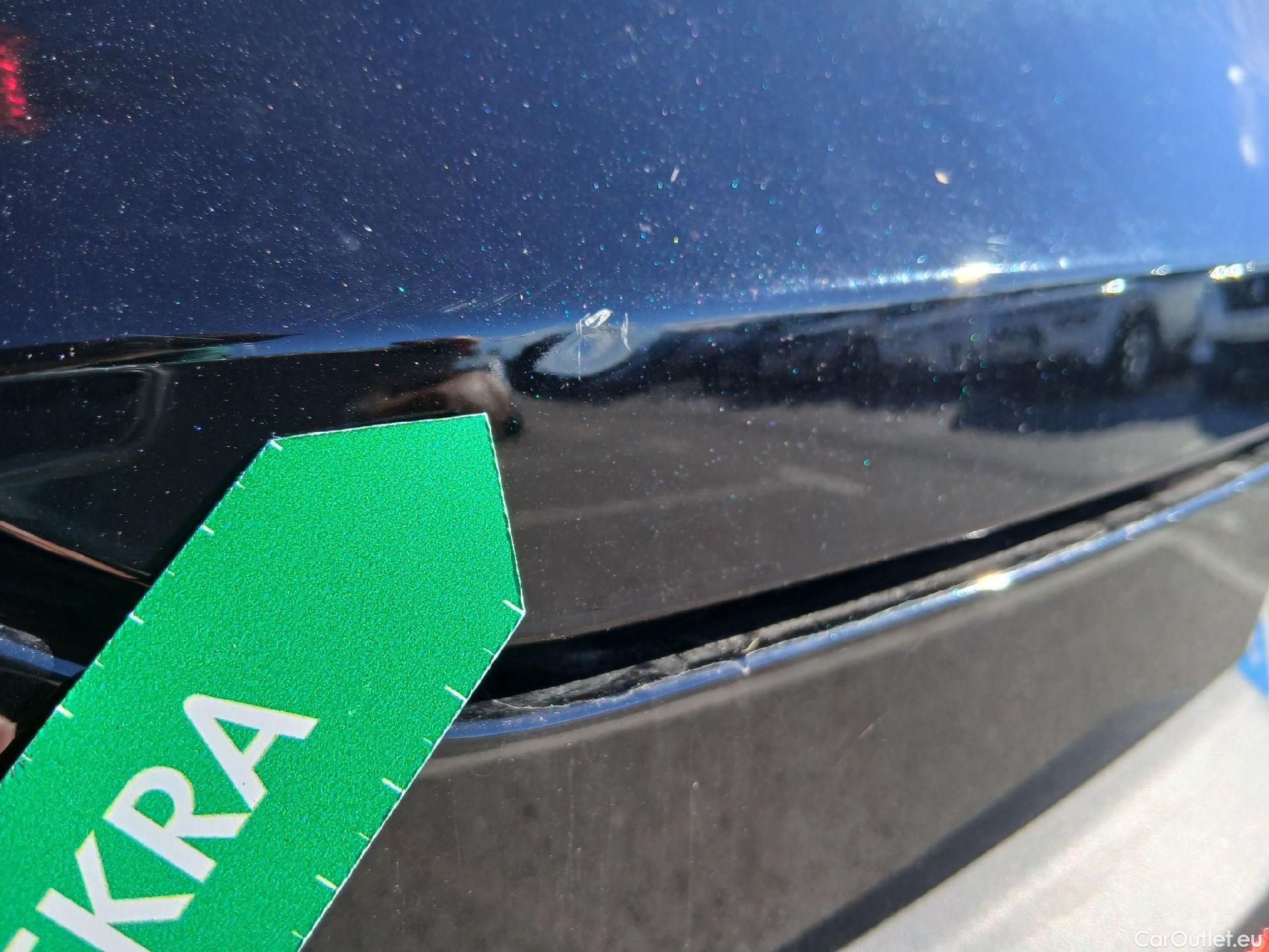  Volvo  XC 40 VOLVO XC40 / 2021 / 5P / todoterreno 1.5 T4 Recharge PHEV Core Auto #34