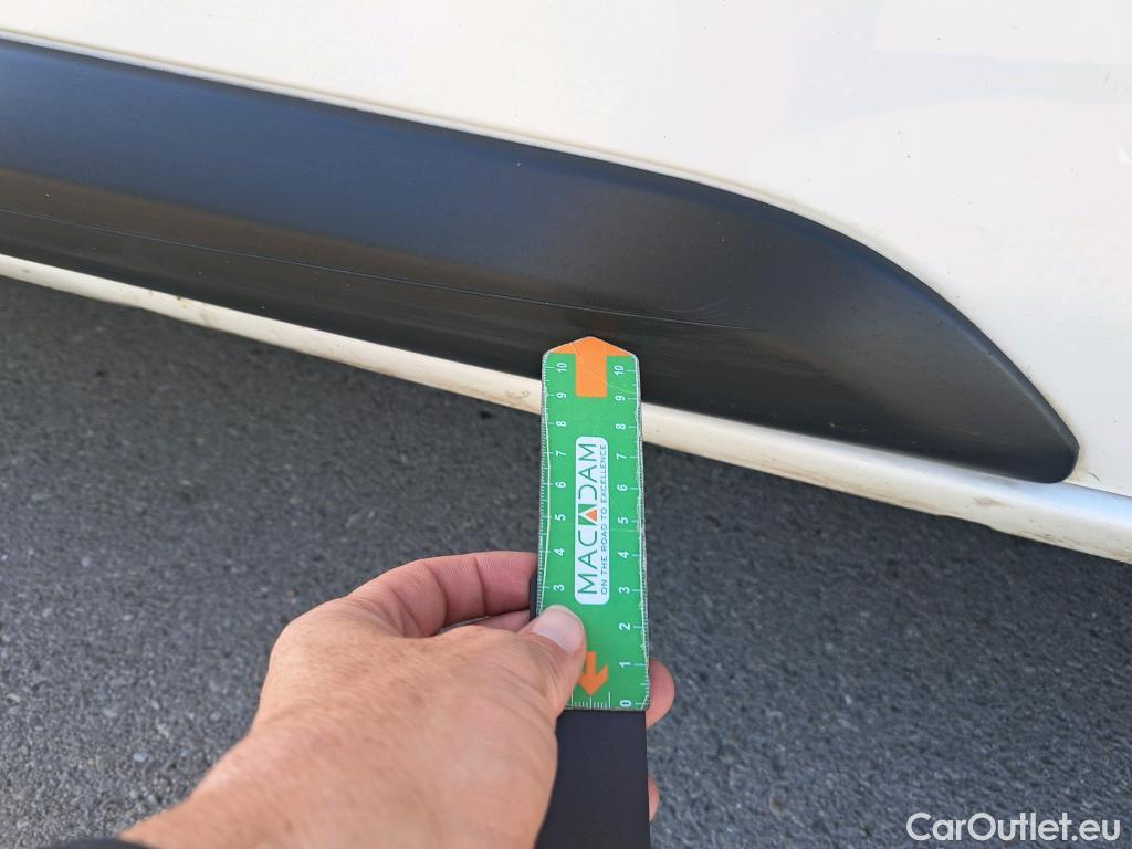  Citroen  Jumpy CITROEN  / 2016 / 4P / combi Combi Talla XL BlueHDi 120 S&S Confort #79