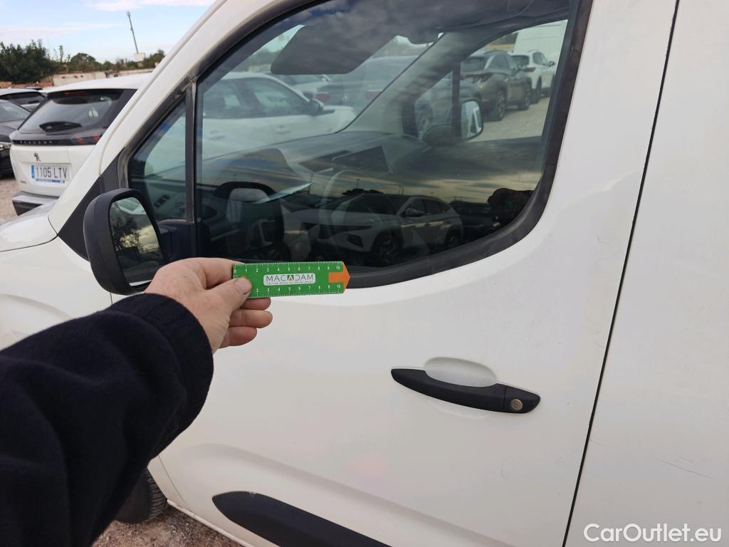  Peugeot  Partner PEUGEOT  / 2018 / 3P / furgón derivado de turismo Pro Standard 600kg BlueHDi 73kW (AC) #12