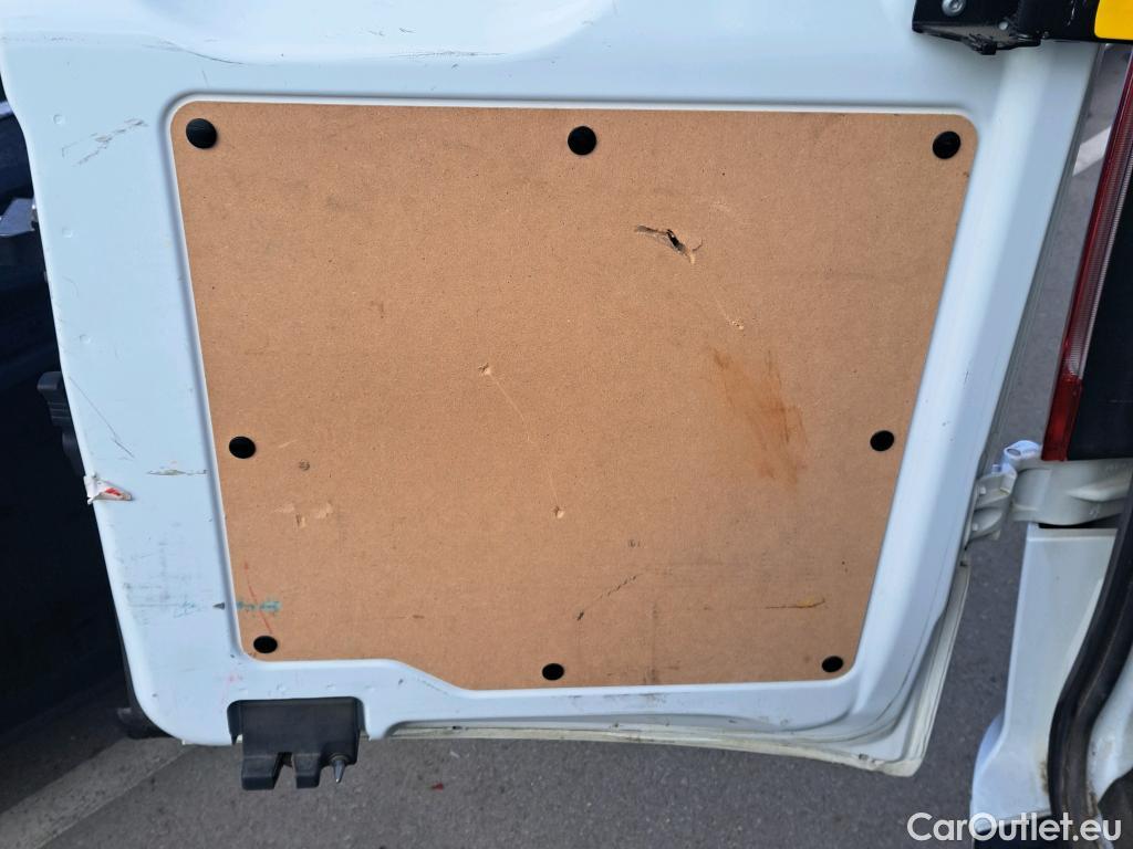  Ford  Transit FORD  Custom / 2012 / 4P / furgón 340 L1 Van Trend Plug-in Hybrid 92,9 kW #17