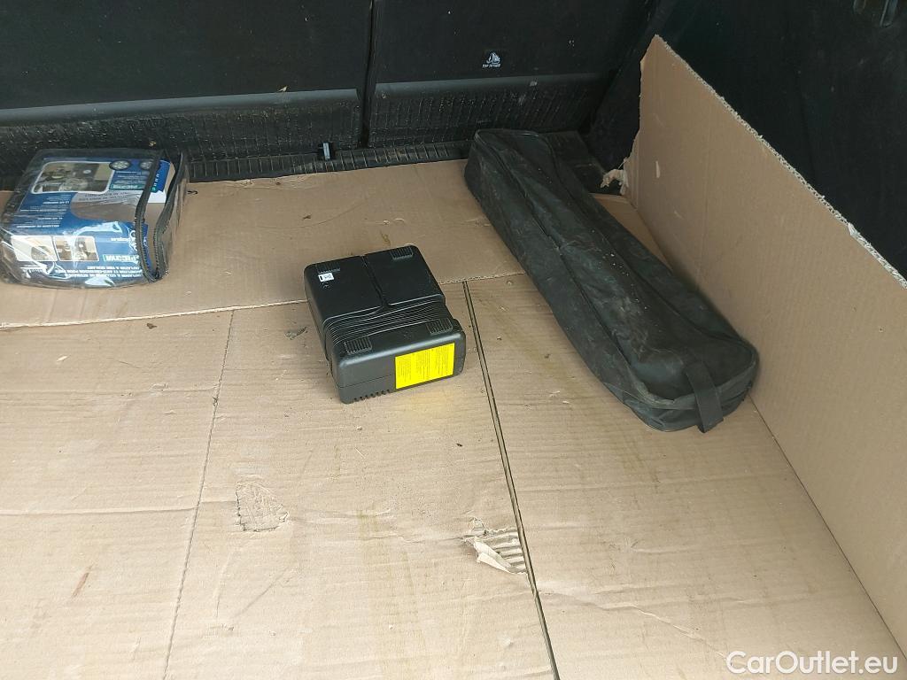  Renault  Kangoo RENAULT  Combi / 2021 / 5P / combi Life Edition One 1.5 Blue dCi 70kW(95CV) (IND)(AC) #10