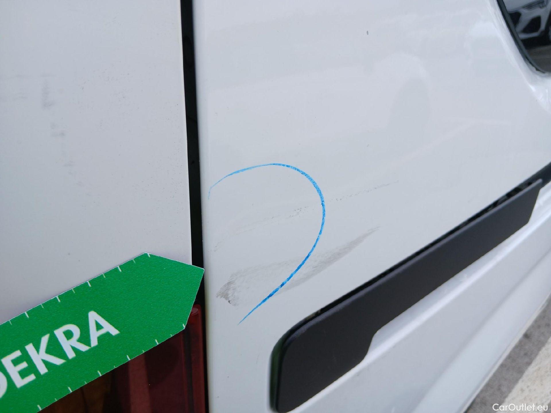  Citroen  Berlingo CITROEN  COMBI Talla M BlueHDi 100 S&S LIVE #26