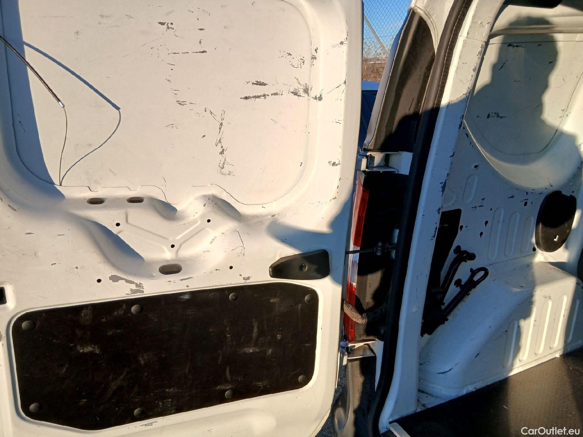  Dacia  Dokker DACIA  / 2013 / 4P / furgón derivado de turismo Van Essential 1.6 80kW (110CV) ECO-G #6