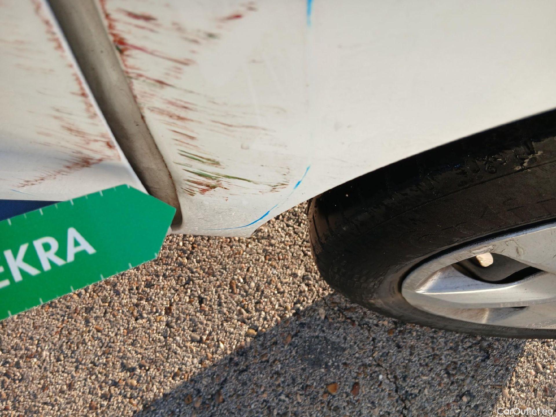  Dacia  Dokker DACIA  / 2013 / 4P / furgón derivado de turismo Van Essential 1.6 80kW (110CV) ECO-G #31