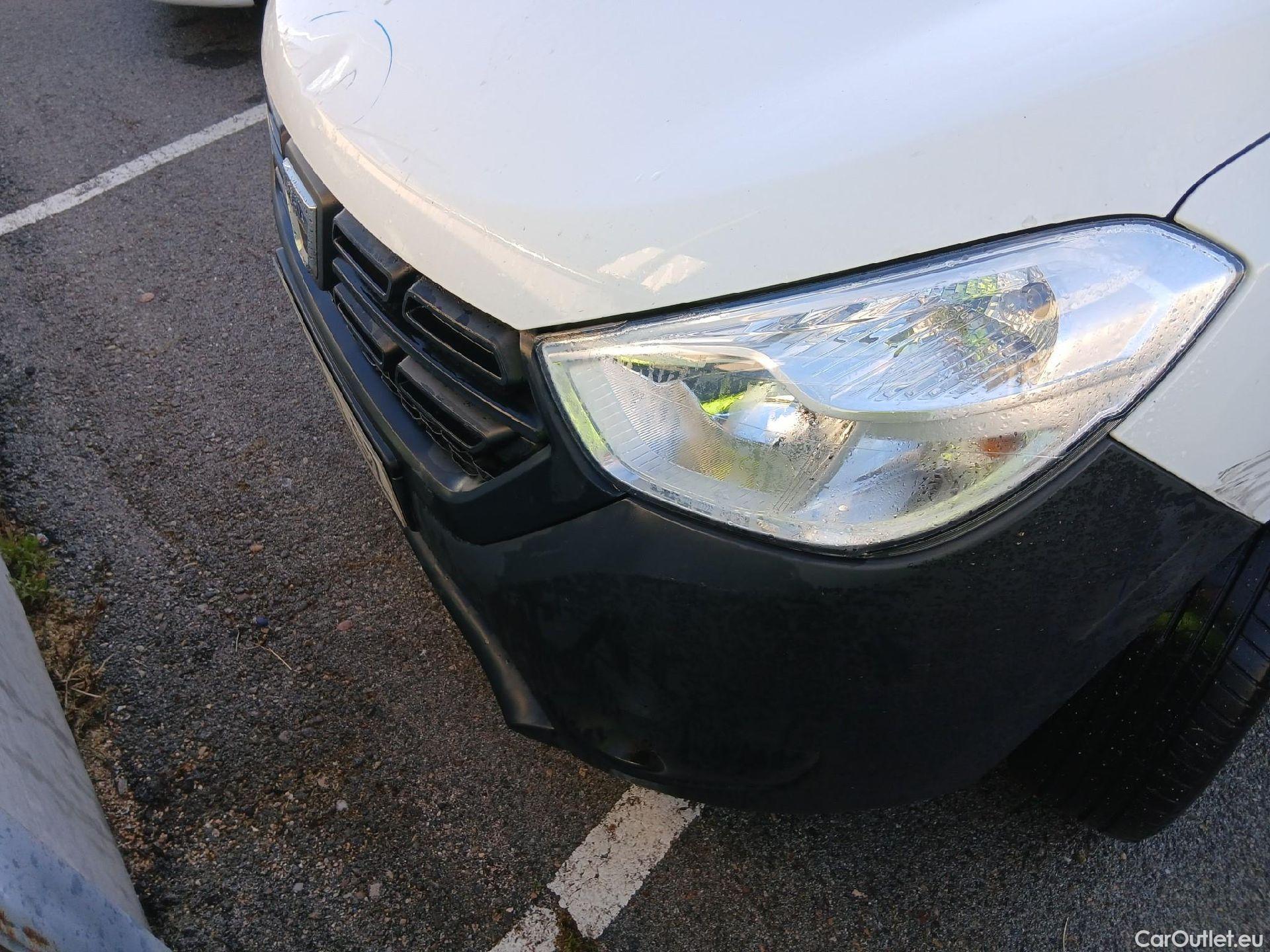  Dacia  Dokker DACIA  / 2013 / 4P / furgón derivado de turismo Van Essential 1.6 80kW (110CV) ECO-G #18