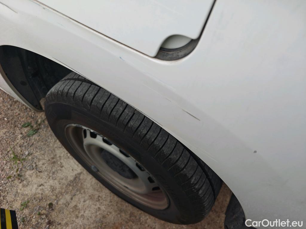  Peugeot  Partner PEUGEOT  / 2018 / 3P / furgón derivado de turismo Pro Standard 600kg BlueHDi 73kW (AC) #3