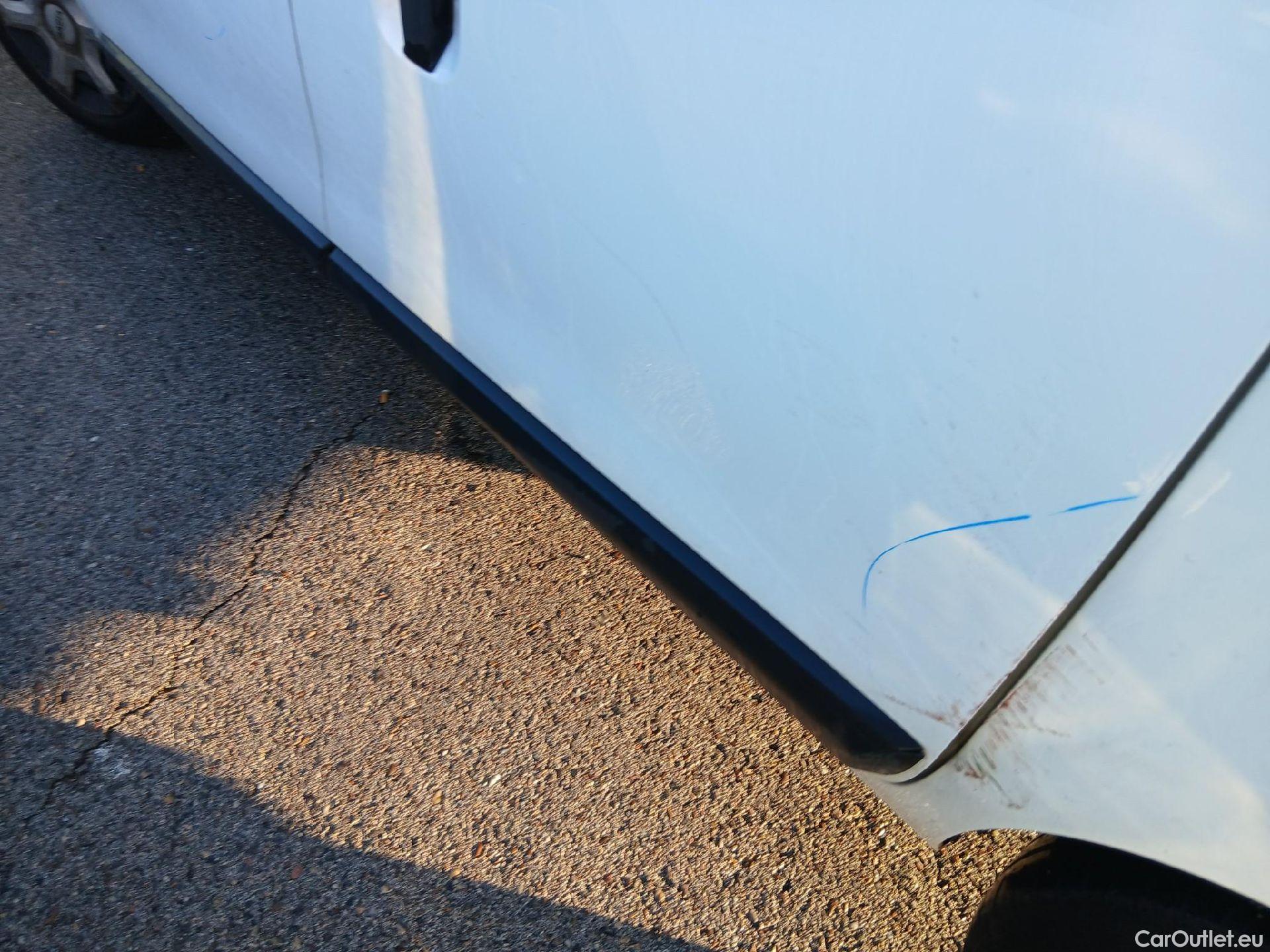  Dacia  Dokker DACIA  / 2013 / 4P / furgón derivado de turismo Van Essential 1.6 80kW (110CV) ECO-G #29