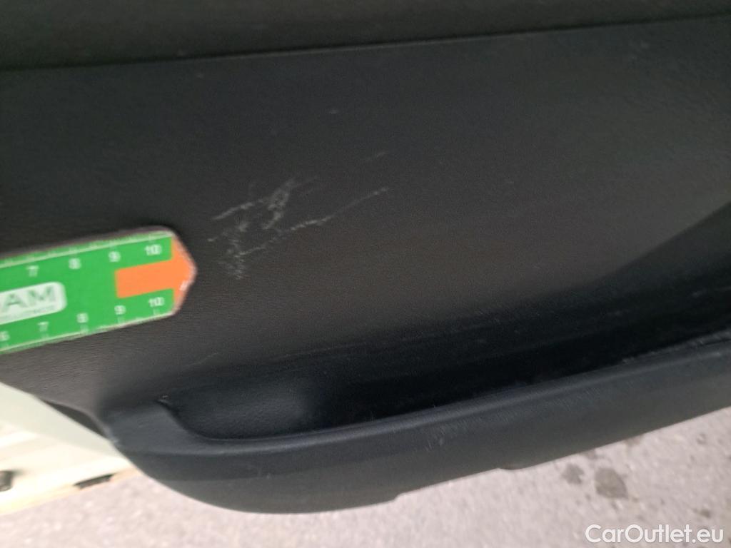  Toyota  Hilux TOYOTA  / 2020 / 4P / pickup 2.8 D-4D 150kW (204CV) Cabina Doble VX #24