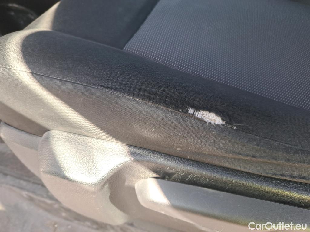  Citroen  Jumpy CITROEN  / 2016 / 4P / combi Combi Talla XL BlueHDi 120 S&S Confort #50