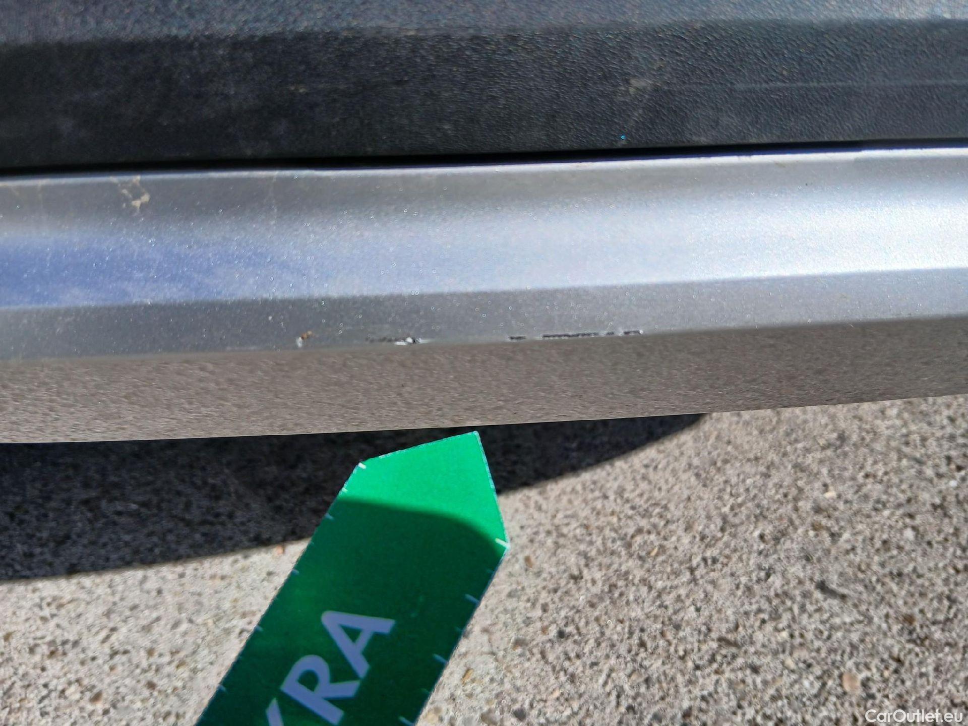  Volvo  XC 40 VOLVO XC40 / 2021 / 5P / todoterreno 1.5 T4 Recharge PHEV Core Auto #30