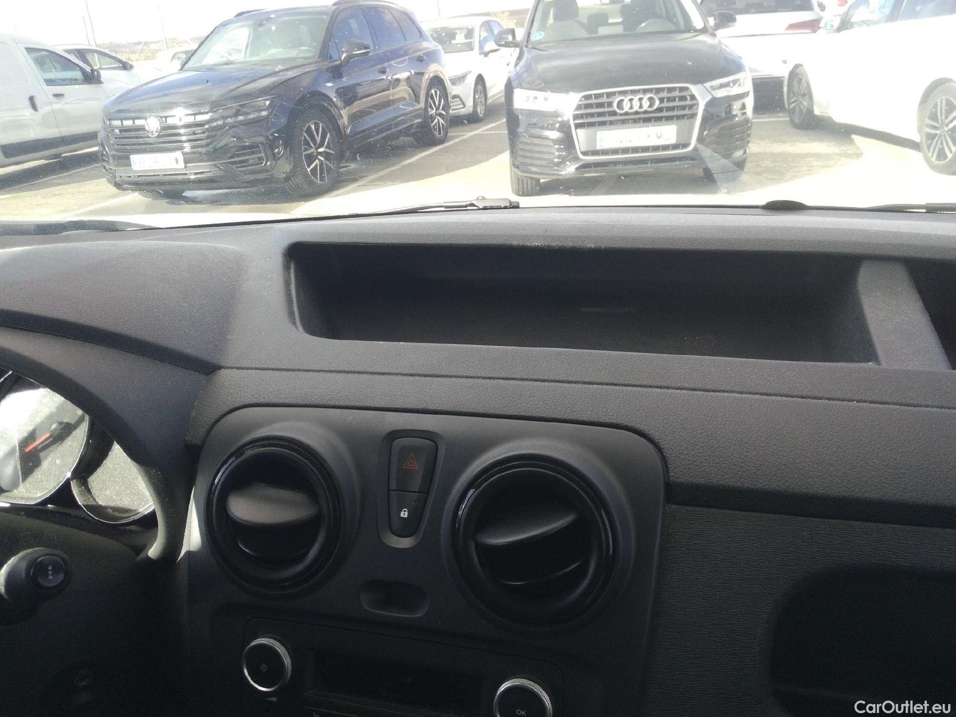  Dacia  Dokker DACIA  / 2013 / 4P / furgón derivado de turismo Van Essential 1.6 80kW (110CV) ECO-G #31